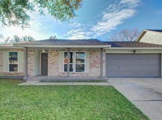 10510 Rancho Bernardo Ln, Sugar Land, TX 77498