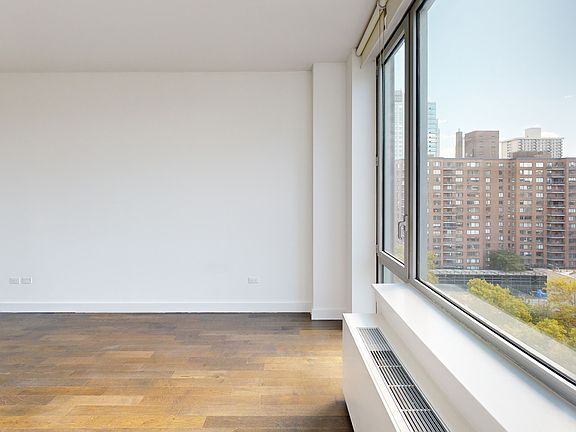 2nd image of 801 Amsterdam Ave APT 10H
