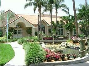 3rd image of 3430 Pinewalk Drive #622