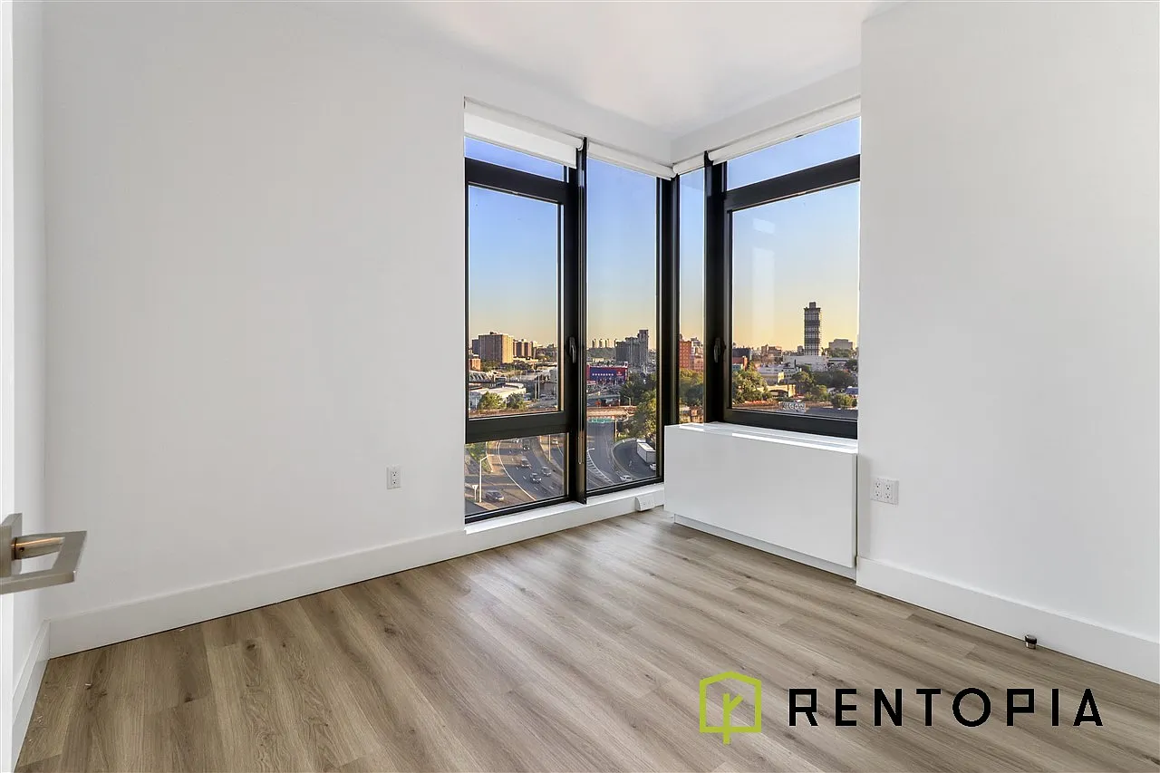 224 East 135th Street — Photo 3