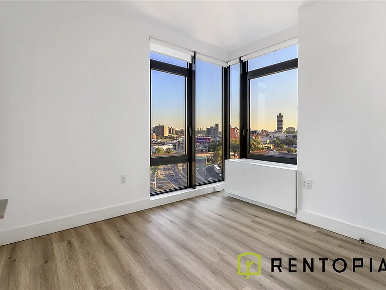 224 E 135th St #1325N — Photo 3