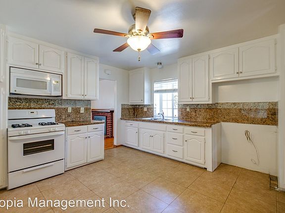 5th image of 2814 Rockne St