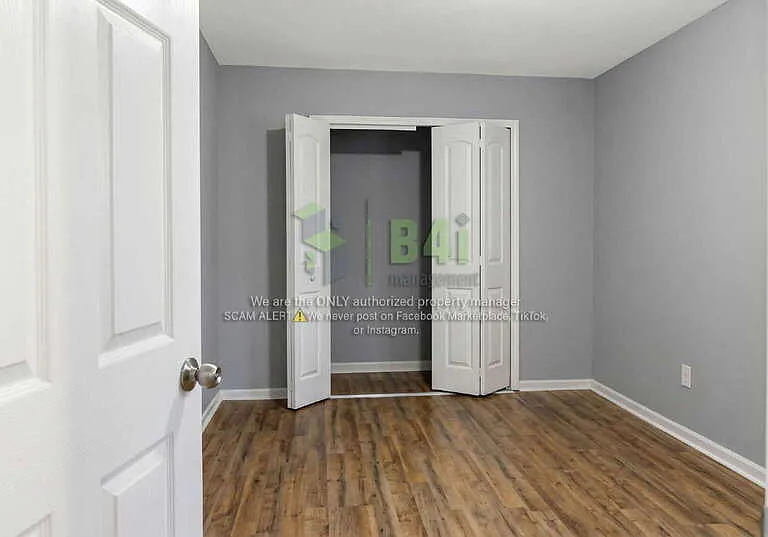 663 Williams St — Photo 11