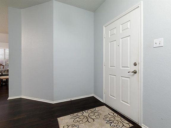 4th image of 437 Ponderosa Trl