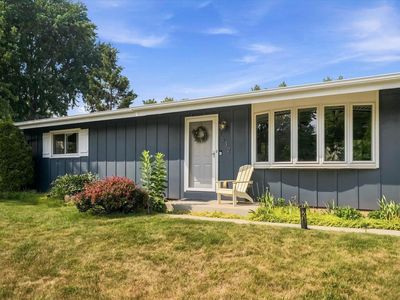 1632 Parkway DRIVE, Port Washington, WI, 53074