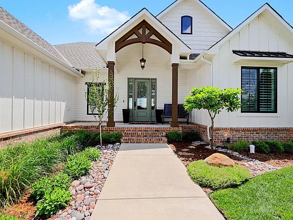 3rd image of 11385 E Brookview Ct