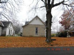 915 Locust St SE, Middletown, IN 47356