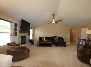 304 Heather Mill Dr, Wentzville, MO 63385