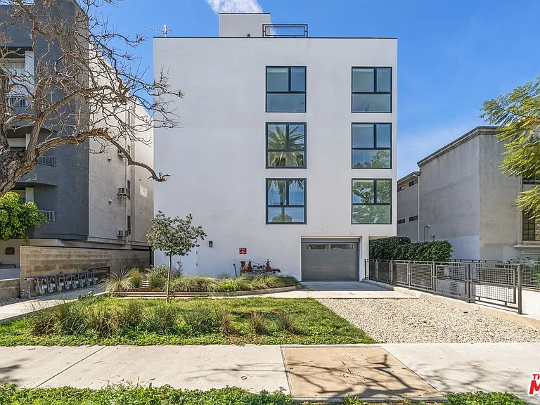 3755 S Canfield Ave #202 — Photo 40