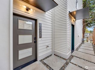 4048 32nd Ave W #B, Seattle, WA 98199