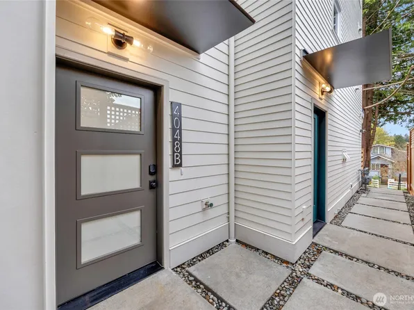 4048 32nd Avenue W #B, Seattle, WA 98199