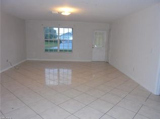 4322 11th St, Lehigh Acres, FL 33971