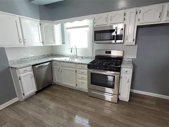 4th image of 5330 West Ave