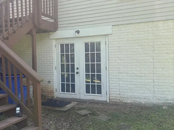 4104 Swiss Stone Dr, Burtonsville, MD 20866