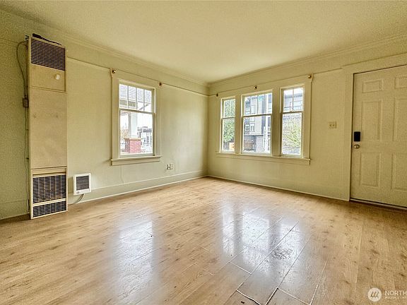 2nd image of 112 Wells Ave S #114