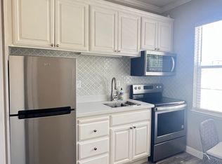 711 W J St #A, Benicia, CA 94510