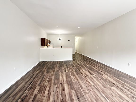 3rd image of 1400 Scotland Ave APT E