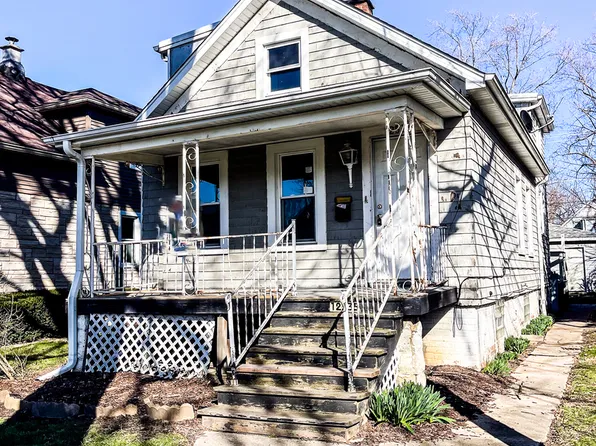 12535 Elm St, Blue Island, IL 60406