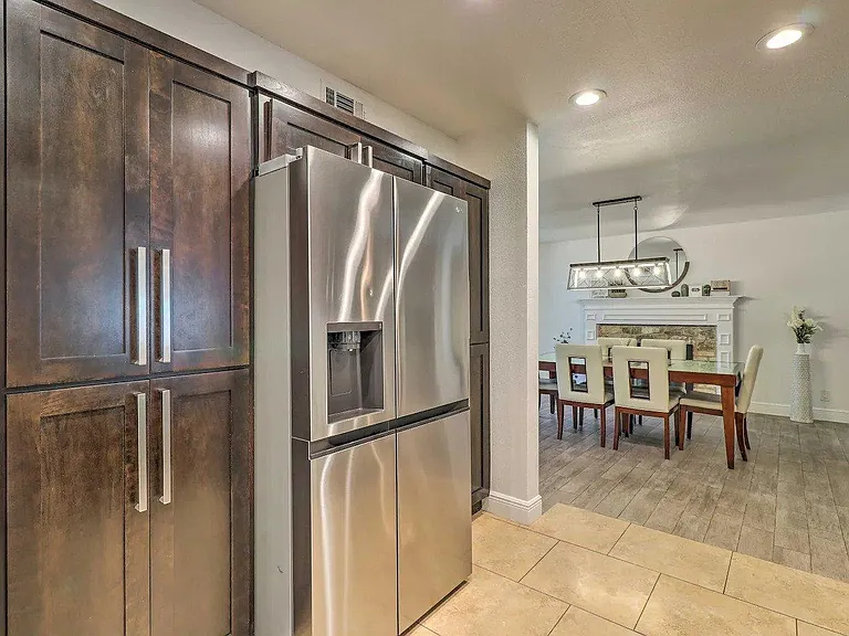 411 Ramble Ln — Photo 8