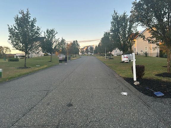 4th image of 4 College Dr