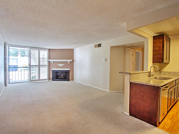 3rd image of 8530 Holloway Dr APT 203