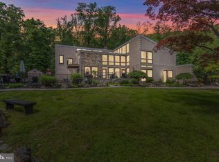 2500 Edge Hill Rd, Huntingdon Valley, PA 19006