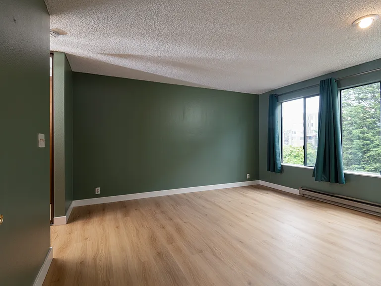 13215 Linden Ave N #301 — Photo 17