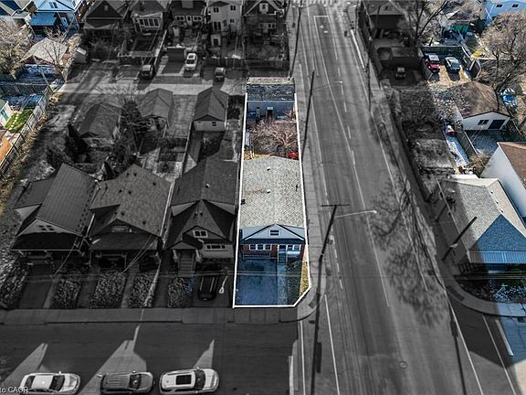 2nd image of 240 Paling Ave
