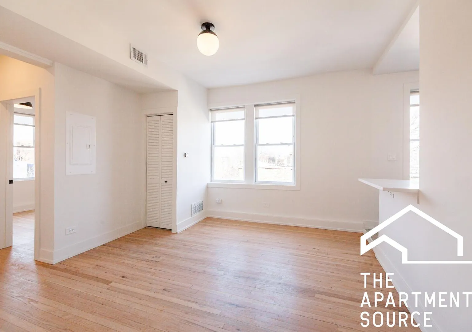 2313 North Albany Avenue #3 — Photo 2
