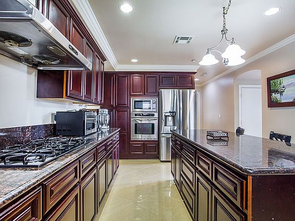 3rd image of 5231 E Remstoy Dr