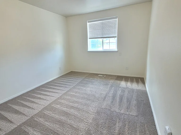 2556 E Copper Point — Photo 35