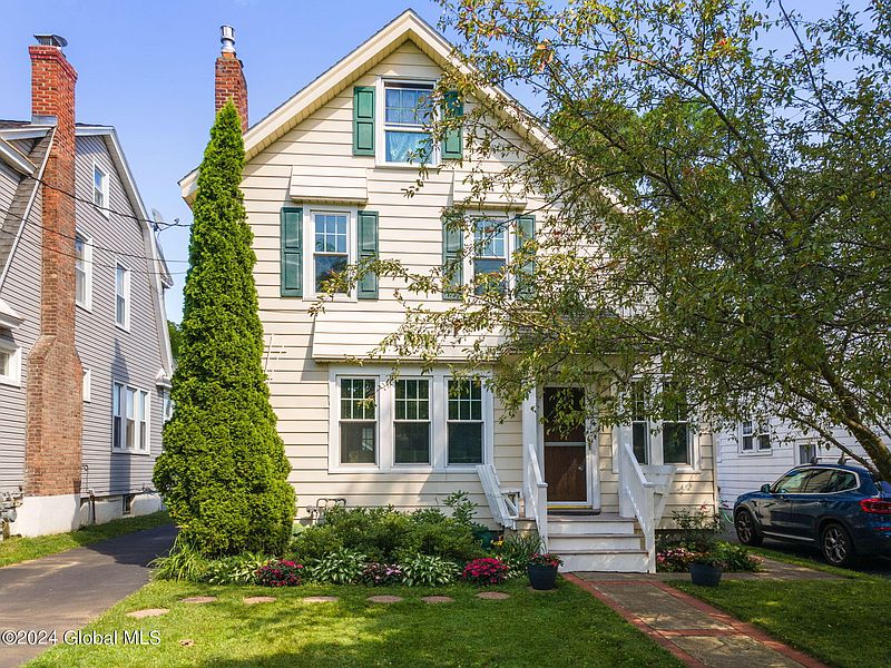 2nd image of 23 Van Schoick Avenue