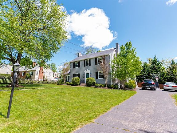 4th image of 1644 Spottswood Pl
