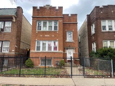 6425 N Oakley Ave, Chicago, IL, 60645