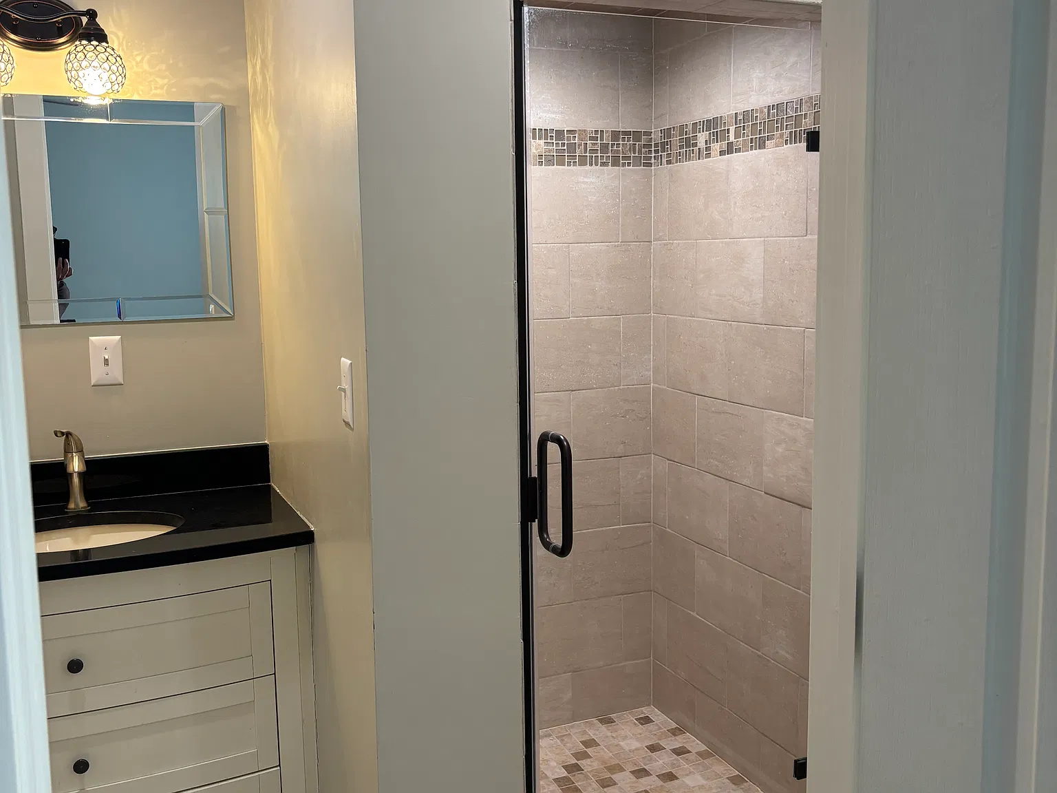 2 bed, 1000 sqft, $1,500 — Photo 4
