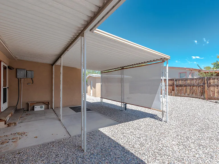 6517 San Francisco Rd NE — Photo 41