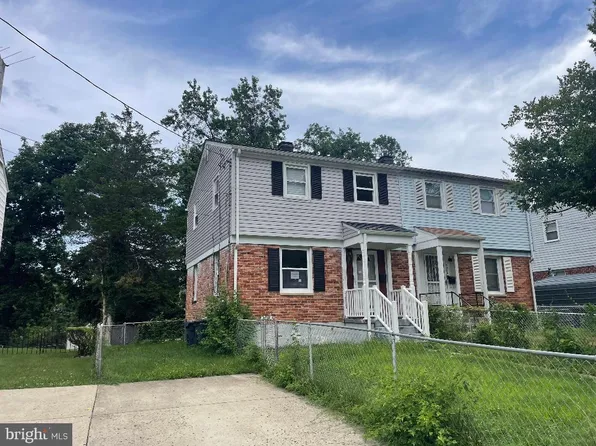 5902 Shoshone Dr, Oxon Hill, MD 20745