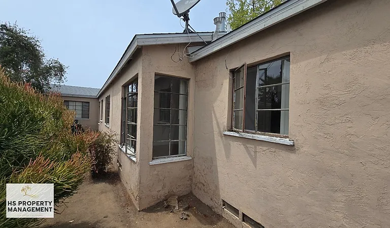 303 W Palm Ave — Photo 2