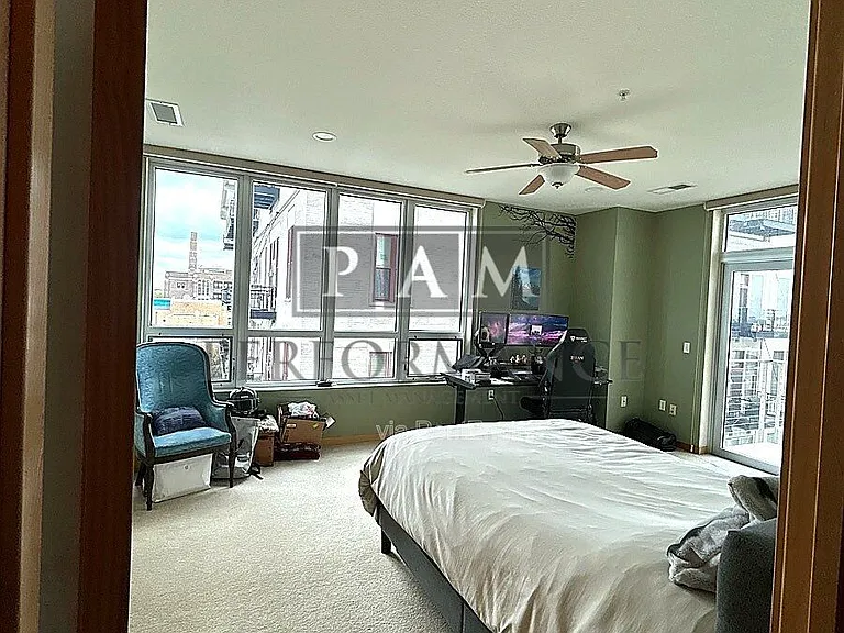 601 E Ogden Ave #601 — Photo 11