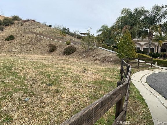 5th image of 27198 Sand Canyon Rd