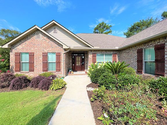 3rd image of 28 Hidden Hills Ln