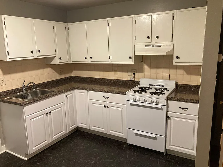 20 Wilding St #3 — Photo 9