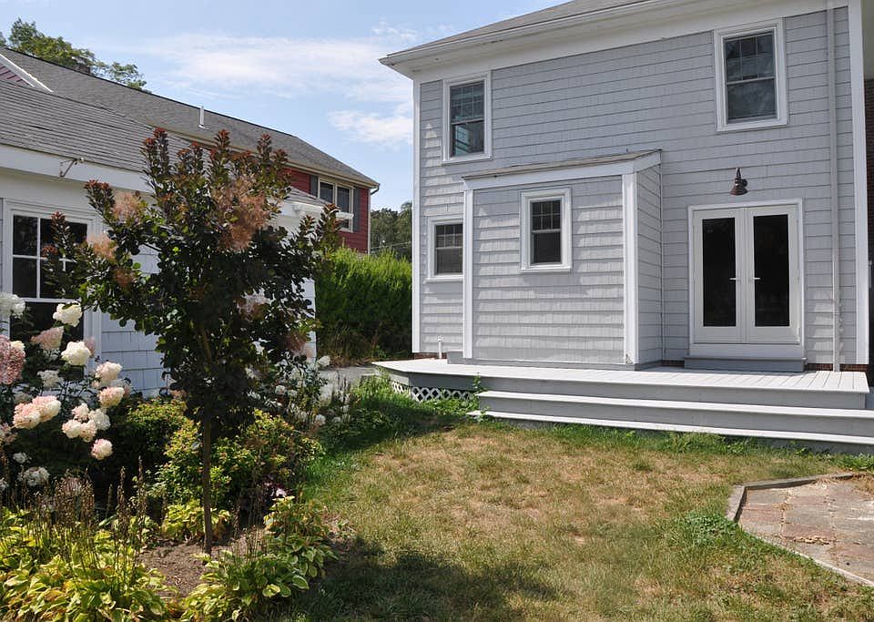 1st image of 68 Pillsbury St