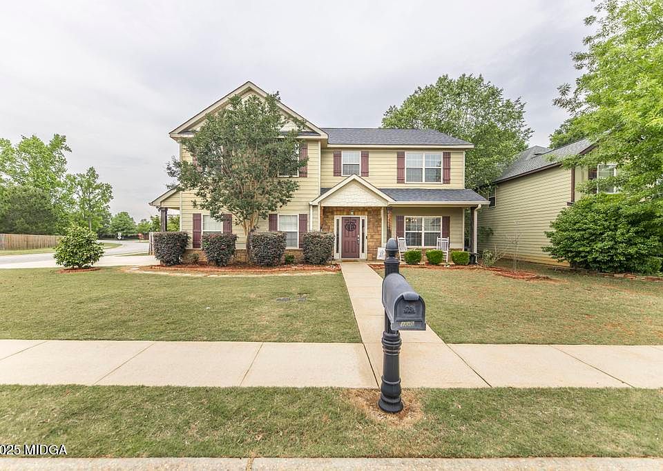 1st image of 100 Flowing Meadows Dr