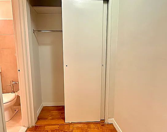 5th image of 250 E 39th St APT 11H