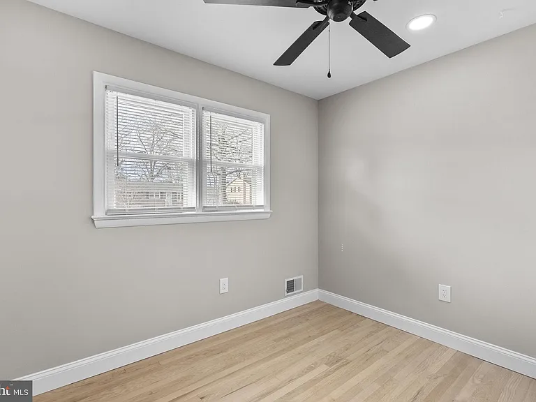 3887 Shadywood Dr — Photo 20
