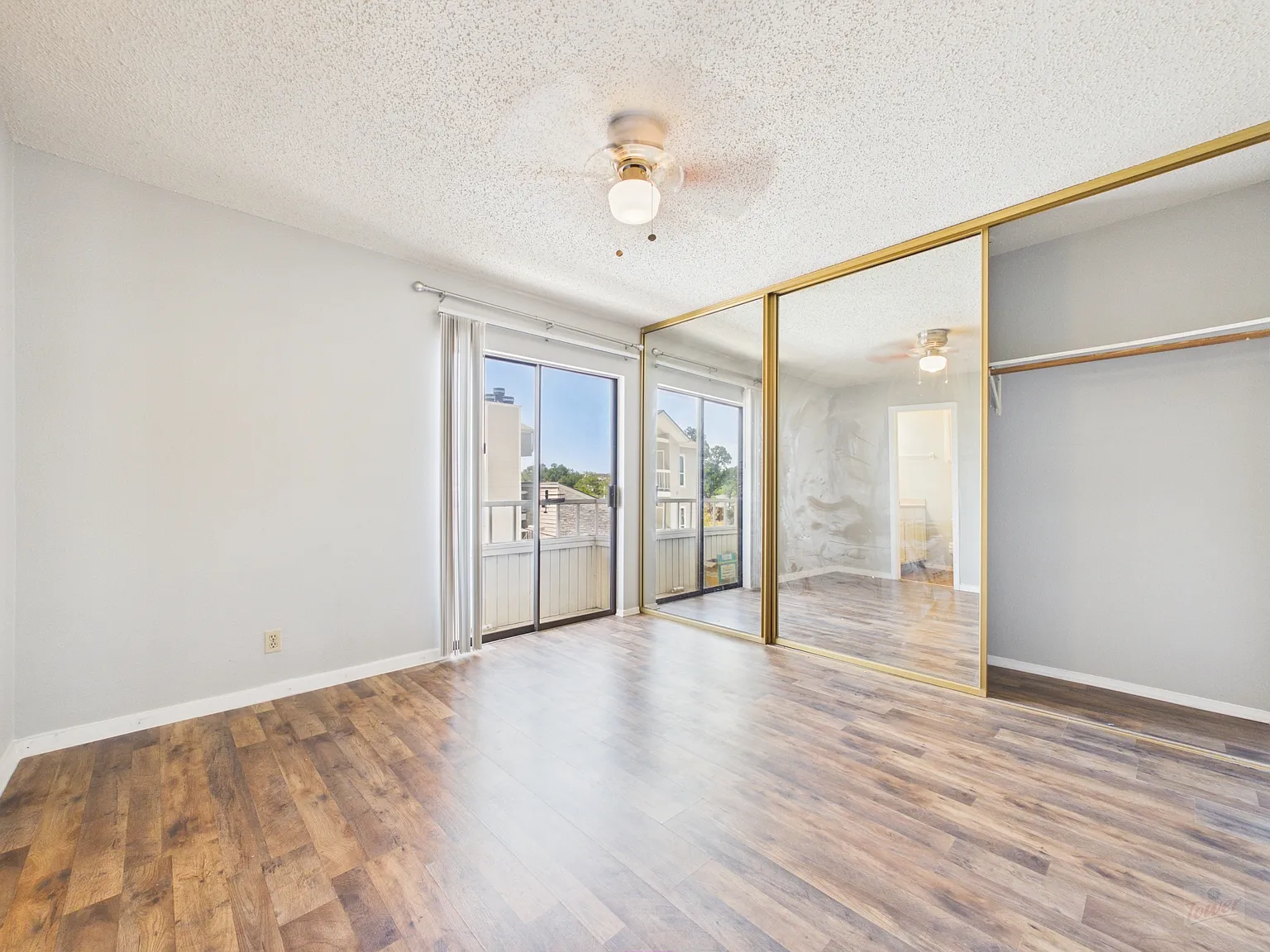3115 Helms St Apt 210 — Photo 4