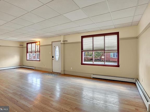 5th image of 364 North St