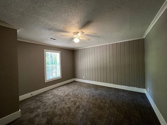 5th image of 1158 Beechwood Ave
