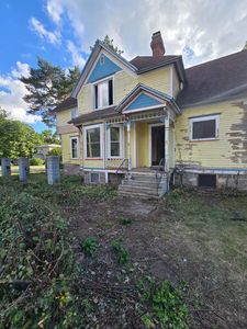 125 E Delaware St, Decatur, MI, 49045